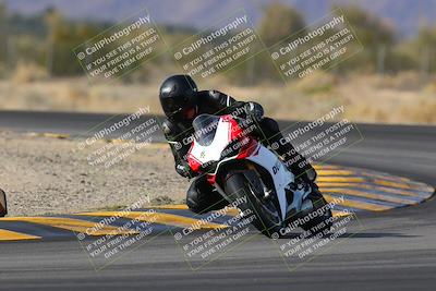 media/Dec-17-2022-SoCal Trackdays (Sat) [[224abd9271]]/Turn 7 Set 1 (1125am)/